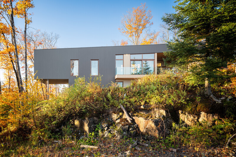 Newsroom | v2com-newswire | Newswire | Architecture | Design | Lifestyle - Press release - The Hauts-Bois House - Thellend Fortin Architectes