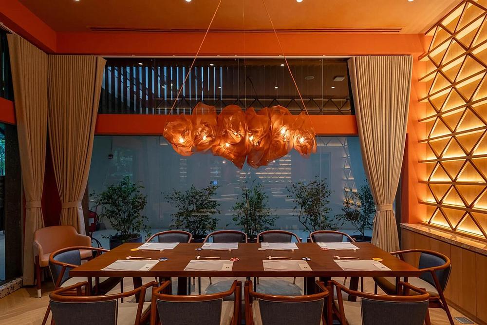 Nova Pendant Light: A Sculptural Pendant That Redefines Contemporary Lighting