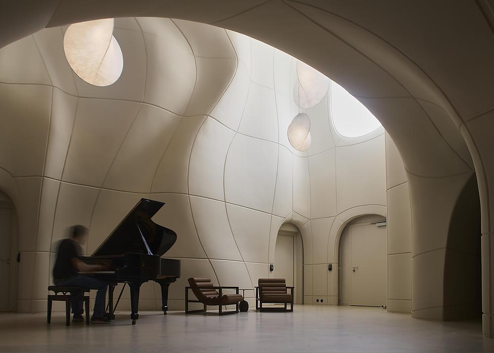 v2com newswire: Press release distribution, Architecture, Design