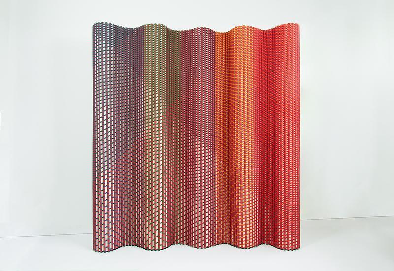 Salle de presse | v2com-newswire | Fil de presse | Architecture | Design | Art de vivre - Communiqué de presse - Plissade remporte le prix Dezeen Awards 2025 dans la catégorie « Design textile de l'année » - Luis Marie