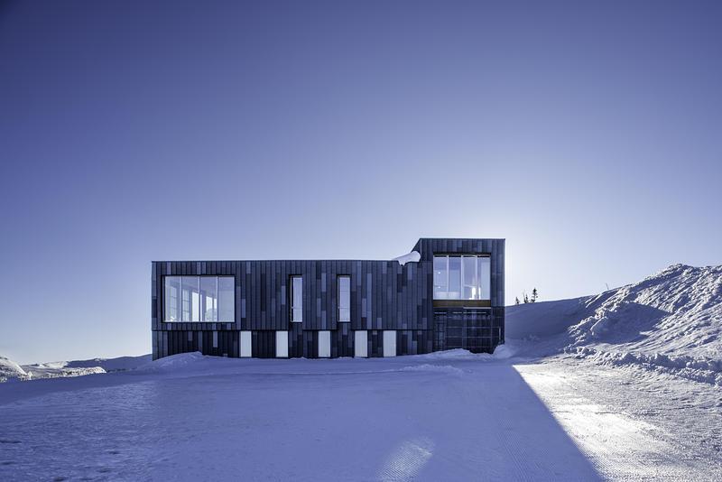 Newsroom | v2com-newswire | Newswire | Architecture | Design | Lifestyle - Press release - A Carefully-Crafted Winter Retreat by Sparano + Mooney Architecture Is Inspired by the Japanese Art of Kirigami - Sparano + Mooney Architecture