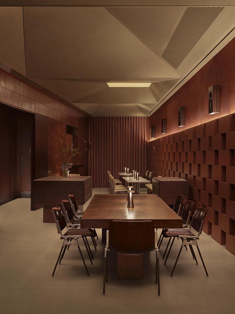 Newsroom | v2com-newswire | Newswire | Architecture | Design | Lifestyle - Press release - AINEN: URBANJOBS Reimagines the Burger Bar at Tersane Istanbul - URBANJOBS