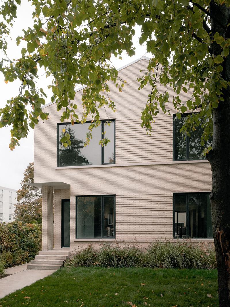 Newsroom | v2com-newswire | Newswire | Architecture | Design | Lifestyle - Press release - Montrose Sixplex: A New Housing Model for Gentle Density on a Residential Street in Toronto - Gabriel Fain Architects