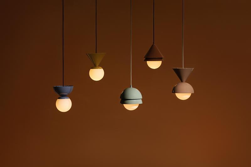 Salle de presse | v2com-newswire | Fil de presse | Architecture | Design | Art de vivre - Communiqué de presse - Collection Forma : Une nouvelle façon de penser la lumière - Luminaire Authentik