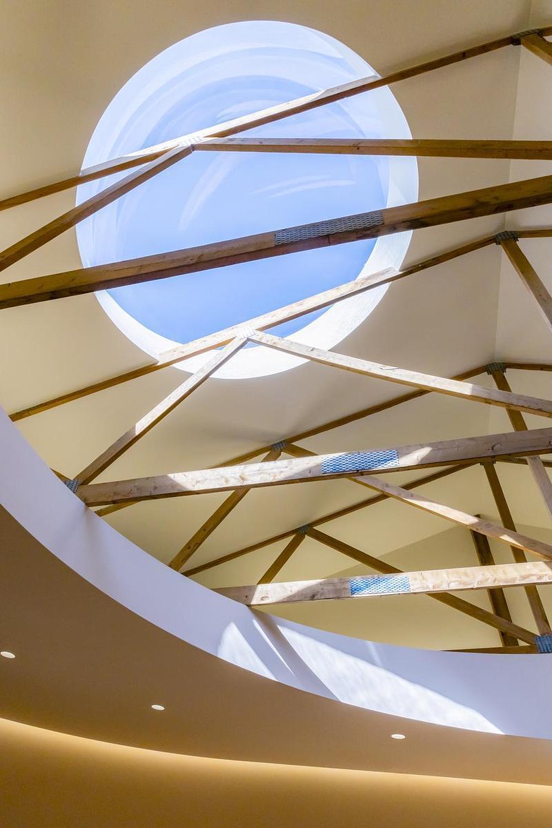 Newsroom | v2com-newswire | Newswire | Architecture | Design | Lifestyle - Press release - Arch&Type Shapes a Buffalo Salon with Curves, Daylight, and an Eight-Foot Oculus - Arch&Type