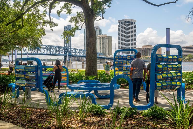 Salle de presse | v2com-newswire | Fil de presse | Architecture | Design | Art de vivre - Communiqué de presse - The Urban Conga dévoile « A Cappella », une nouvelle installation artistique publique rendant hommage à l'héritage musical durable de Jacksonville - The Urban Conga