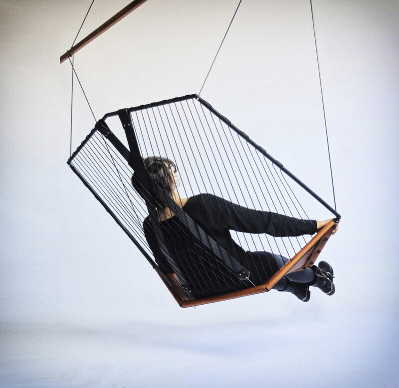 Newsroom | v2com-newswire | Newswire | Architecture | Design | Lifestyle - Press release - Solo Cello Chair - Les Ateliers Guyon