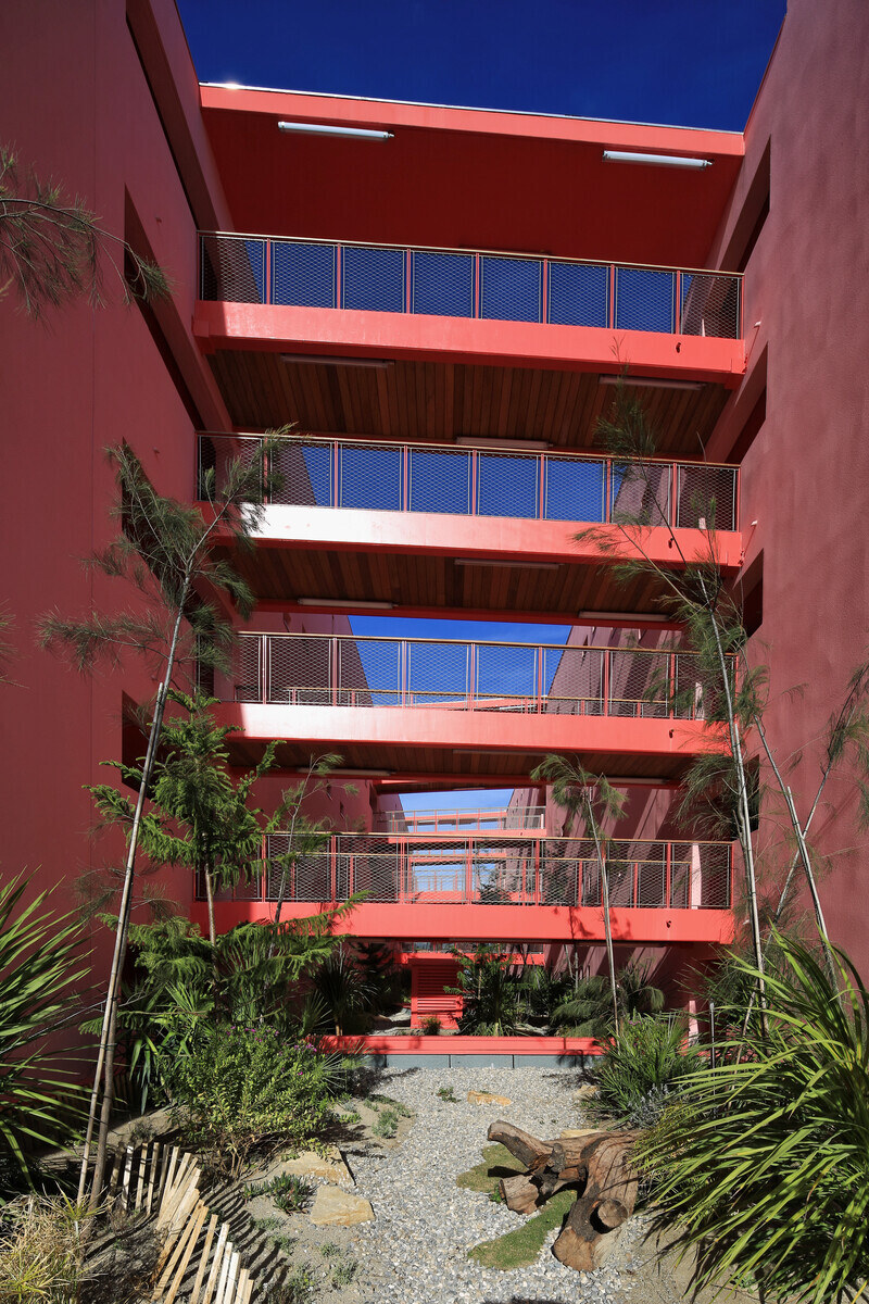 Newsroom | v2com-newswire | Newswire | Architecture | Design | Lifestyle - Press release - Redline - Pietri Architectes
